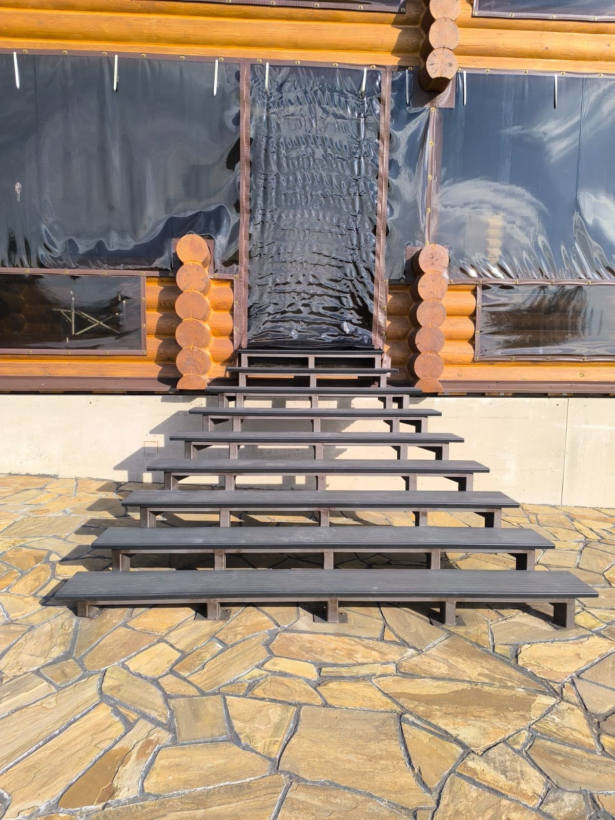 Ступени из ДПК — готовый объект ТехноДПК