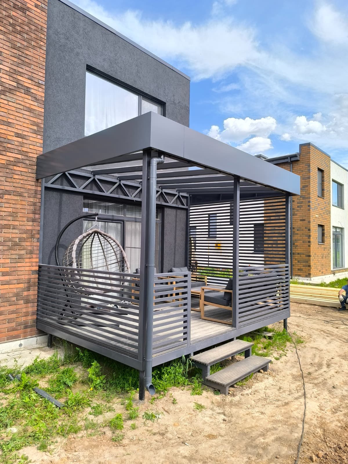 Лестница на антресольный этаж